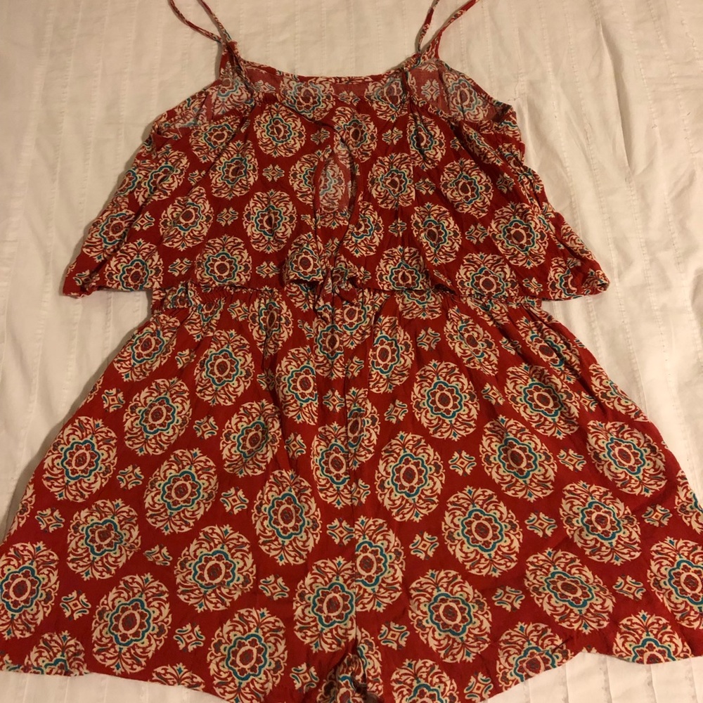 Patterned summer romper - Picture 2 of 2